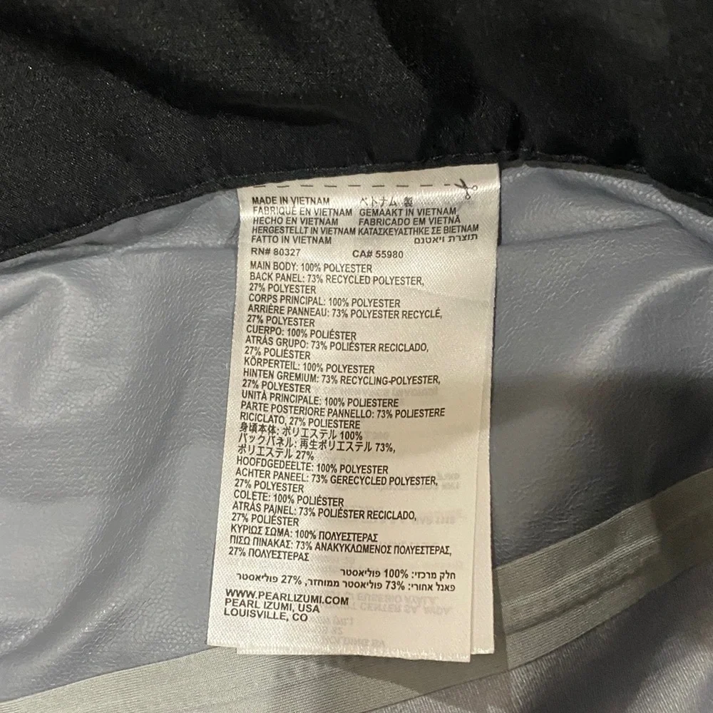 PEARL IZUMI Black Athletic Pants with Reflective Stripes. Size 36